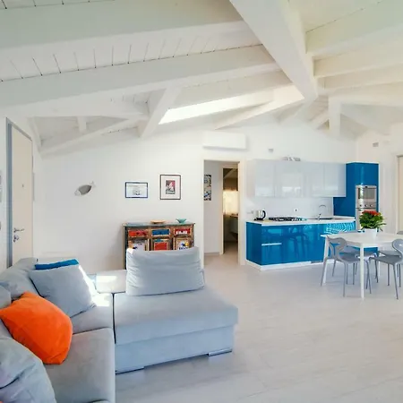 La Casa Del Lago-first Floor Dervio