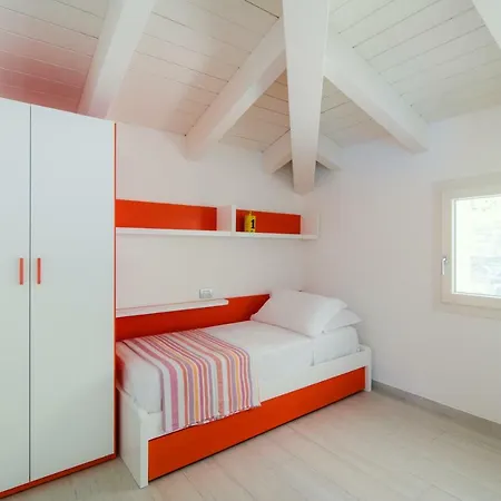 La Casa Del Lago-first Floor * Dervio